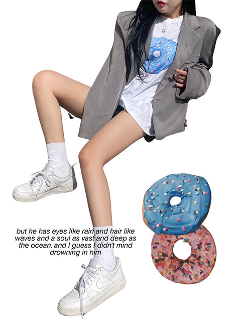 [실키크림재질/남여공용] One-bite color donut box T-shirt (2col)