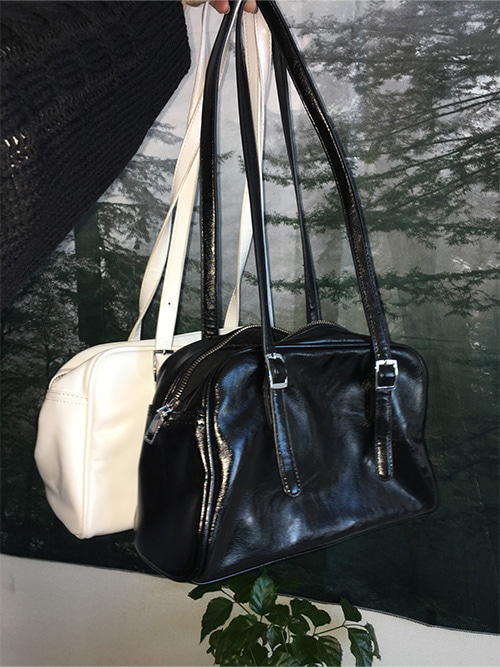 High chic leather bowling bag. (2col)